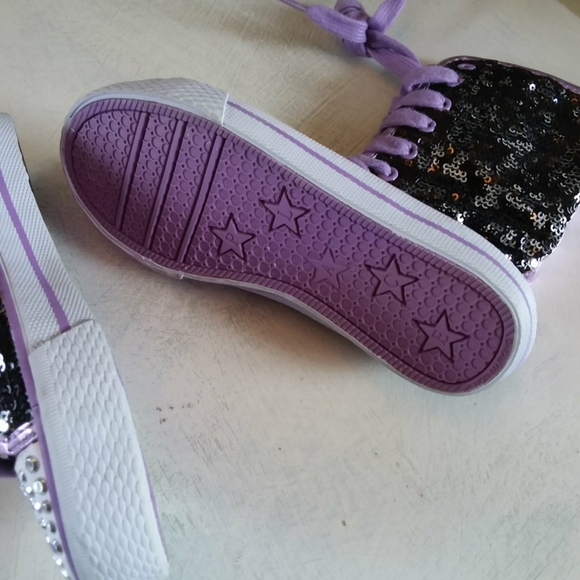 SOLD NWOT sequence boots. - Picture 3 of 3